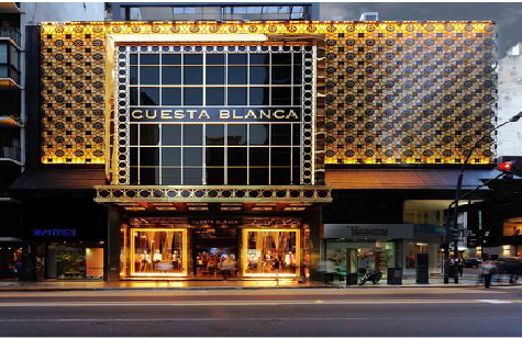 华阴门头设计与商业空间的纽带。