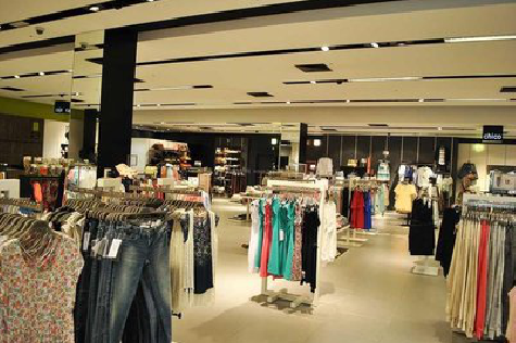 华阴商场里的店面怎么装修?